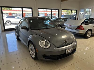 2012 Volkswagen Beetle 2.5L PZEV   - Photo 1 - Santa Cruz, CA 95062