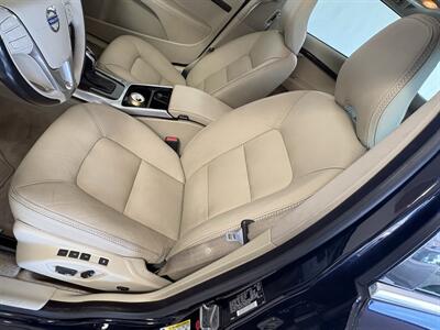 2016 Volvo XC70 T5 Drive-E Premier   - Photo 14 - Santa Cruz, CA 95062