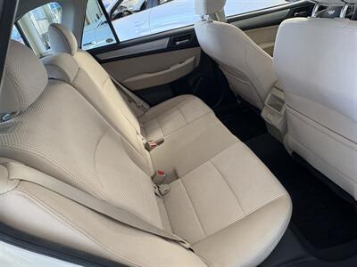2019 Subaru Outback 2.5i Premium - Photo 19 - Santa Cruz, CA 95062
