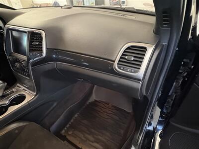 2018 Jeep Grand Cherokee Trailhawk   - Photo 18 - Santa Cruz, CA 95062