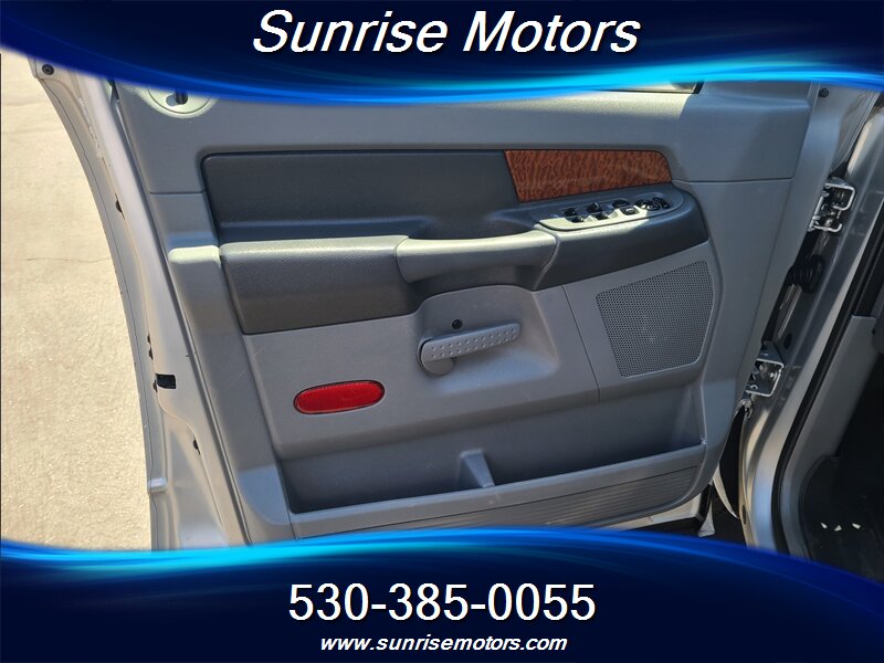 2006 Dodge Ram 1500 SLT - Photo 10 - Yuba City, CA 95991