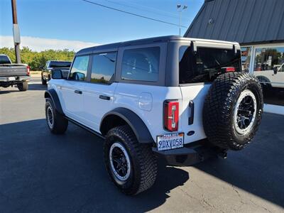 2022 Ford Bronco Badlands Advanced  Sasquatch 4x4 - Photo 8 - Yuba City, CA 95991