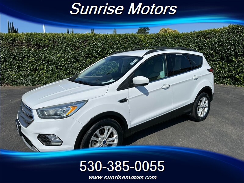 2017 Ford Escape SE's photo