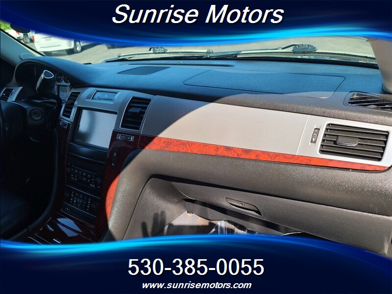 2014 Cadillac Escalade   - Photo 24 - Yuba City, CA 95991