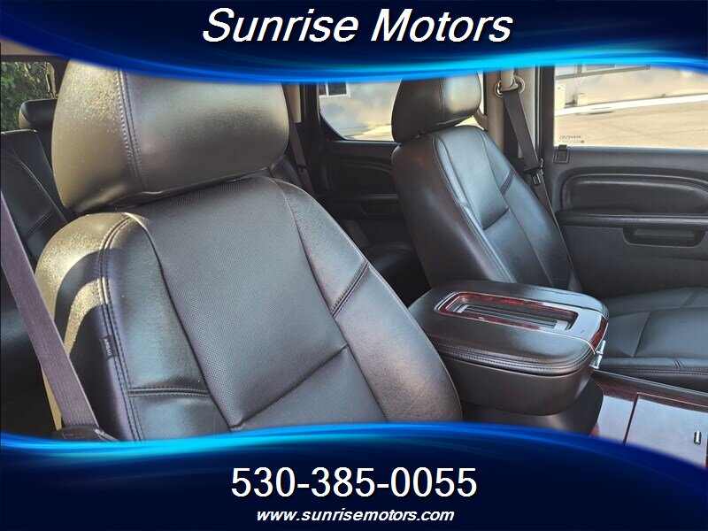 2014 Cadillac Escalade   - Photo 25 - Yuba City, CA 95991