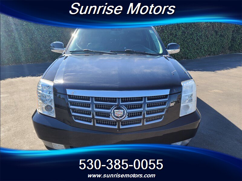 2014 Cadillac Escalade   - Photo 2 - Yuba City, CA 95991