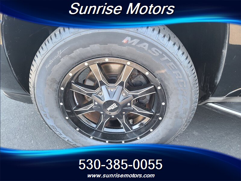 2014 Cadillac Escalade   - Photo 9 - Yuba City, CA 95991