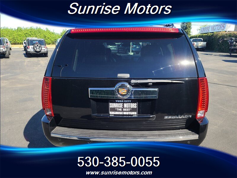 2014 Cadillac Escalade   - Photo 6 - Yuba City, CA 95991