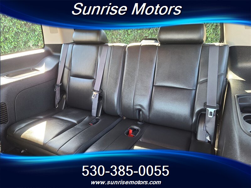 2014 Cadillac Escalade   - Photo 19 - Yuba City, CA 95991