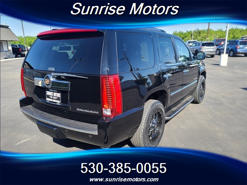 2014 Cadillac Escalade   - Photo 5 - Yuba City, CA 95991