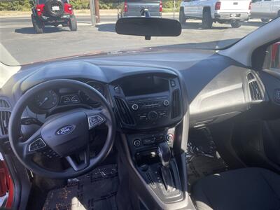 2018 Ford Focus SE   - Photo 11 - Yuba City, CA 95991