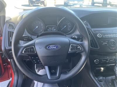 2018 Ford Focus SE   - Photo 12 - Yuba City, CA 95991