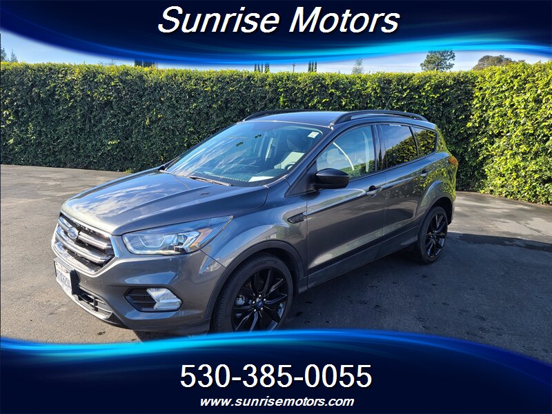 2019 Ford Escape SE's photo