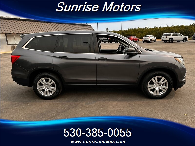 2017 Honda Pilot LX - Photo 4 - Yuba City, CA 95991