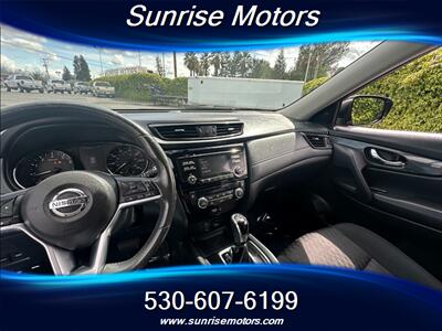 2017 Nissan Rogue SV  AWD - Photo 22 - Yuba City, CA 95991