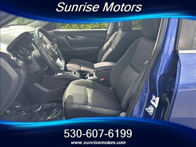 2017 Nissan Rogue SV  AWD - Photo 13 - Yuba City, CA 95991