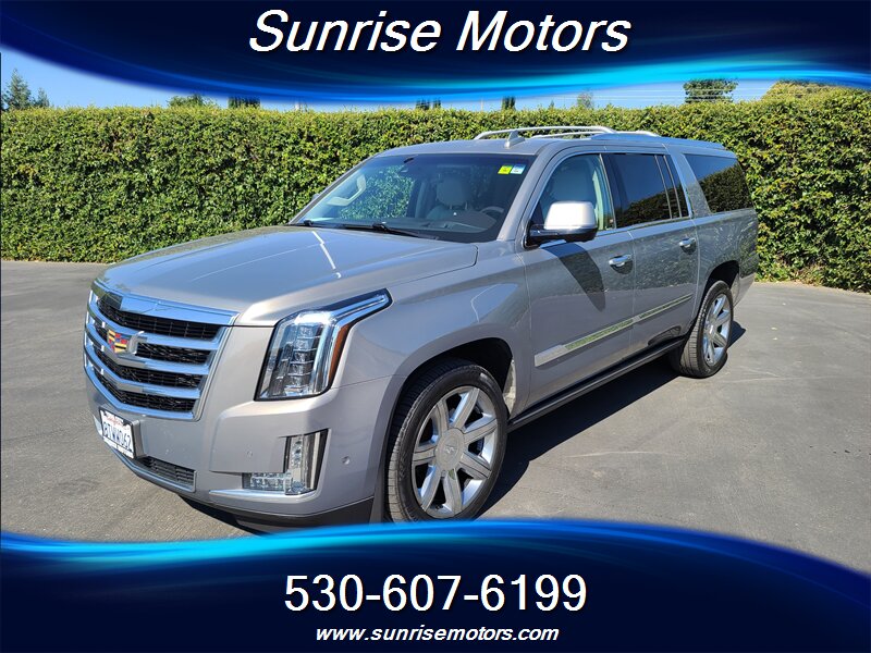 2017 Cadillac Escalade Premium Luxury  ESV 4X4