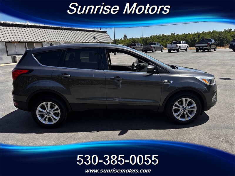 2019 Ford Escape SE Eco Boost - Photo 4 - Yuba City, CA 95991