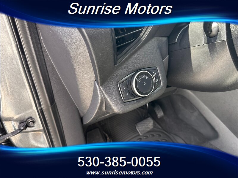 2019 Ford Escape SE Eco Boost - Photo 13 - Yuba City, CA 95991