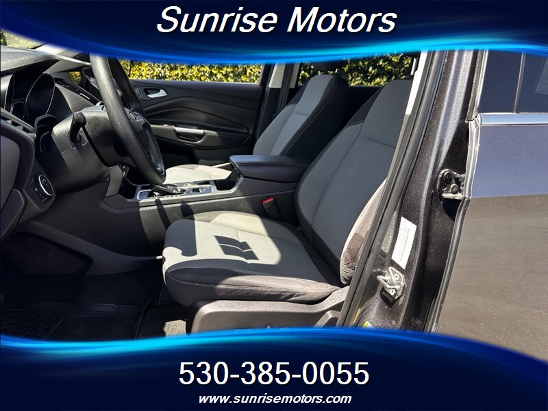 2019 Ford Escape SE Eco Boost - Photo 12 - Yuba City, CA 95991