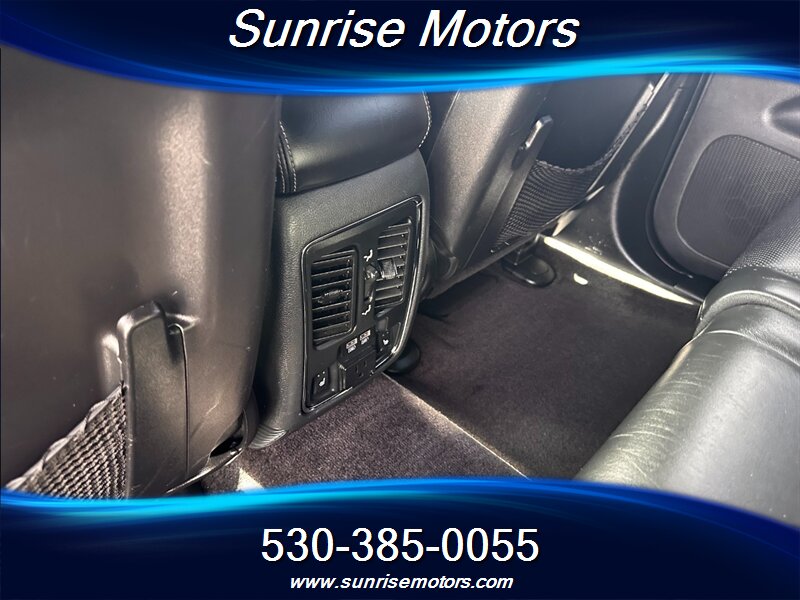 2015 Jeep Grand Cherokee Limited 4X4 - Photo 26 - Yuba City, CA 95991