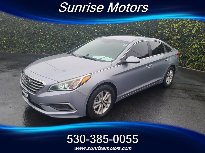 2016 Hyundai Sonata SE's photo