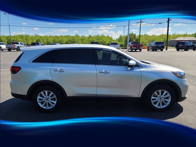 2020 Kia Sorento LX V6 - Photo 3 - Yuba City, CA 95991