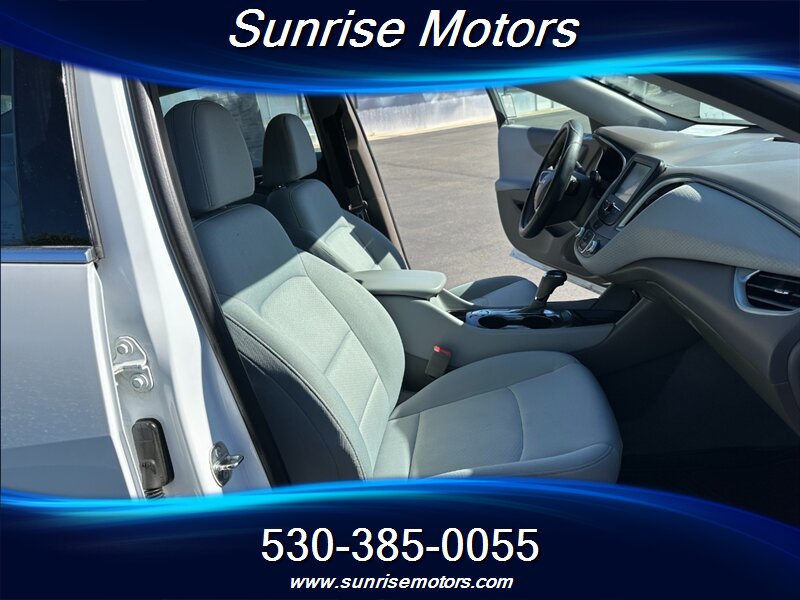 2017 Chevrolet Malibu LS - Photo 26 - Yuba City, CA 95991