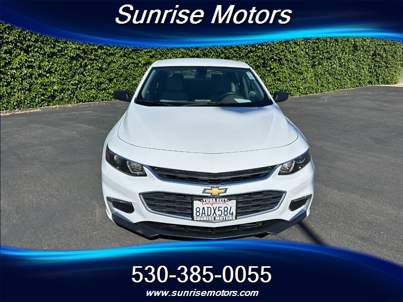 2017 Chevrolet Malibu LS - Photo 2 - Yuba City, CA 95991