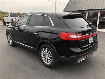 2017 Lincoln MKX Select   - Photo 8 - Yuba City, CA 95991