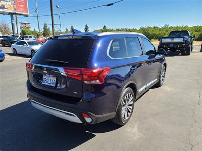 2020 Mitsubishi Outlander SEL   - Photo 6 - Yuba City, CA 95991