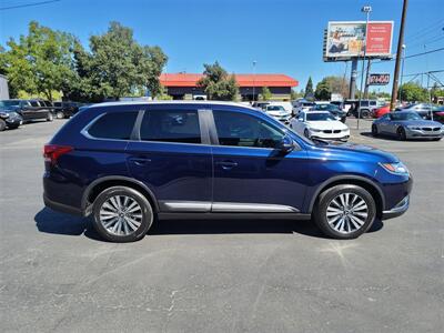 2020 Mitsubishi Outlander SEL   - Photo 5 - Yuba City, CA 95991