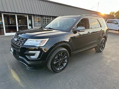 2017 Ford Explorer Limited 4x4   - Photo 2 - Yuba City, CA 95991