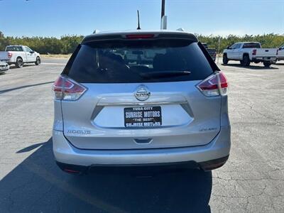 2016 Nissan Rogue SV AWD   - Photo 7 - Yuba City, CA 95991