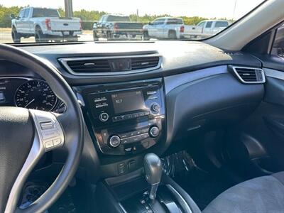 2016 Nissan Rogue SV AWD   - Photo 20 - Yuba City, CA 95991