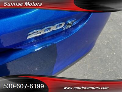 2015 Chrysler 200 Series S AWD   - Photo 11 - Yuba City, CA 95991