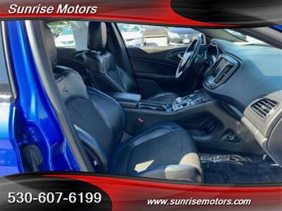 2015 Chrysler 200 Series S AWD   - Photo 36 - Yuba City, CA 95991