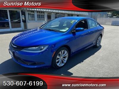 2015 Chrysler 200 Series S AWD   - Photo 2 - Yuba City, CA 95991