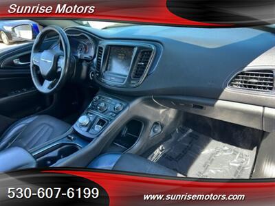 2015 Chrysler 200 Series S AWD   - Photo 37 - Yuba City, CA 95991