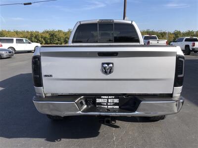 2006 Dodge Ram 3500 SLT 4x4   - Photo 6 - Yuba City, CA 95991