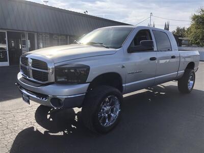 2006 Dodge Ram 3500 SLT 4x4   - Photo 2 - Yuba City, CA 95991