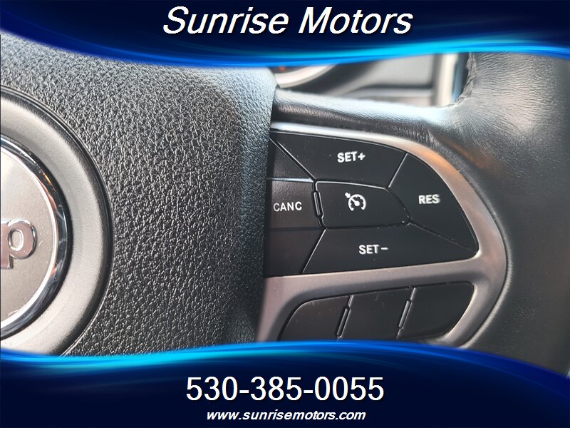 2018 Jeep Grand Cherokee Laredo Altitude Sport - Photo 16 - Yuba City, CA 95991