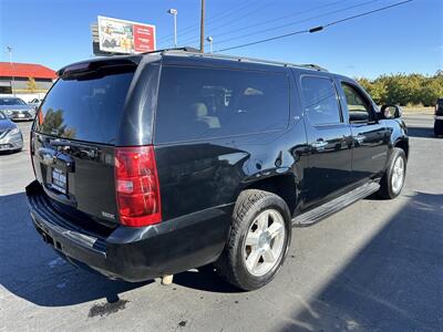 2008 Chevrolet Suburban LTZ 4x4   - Photo 6 - Yuba City, CA 95991