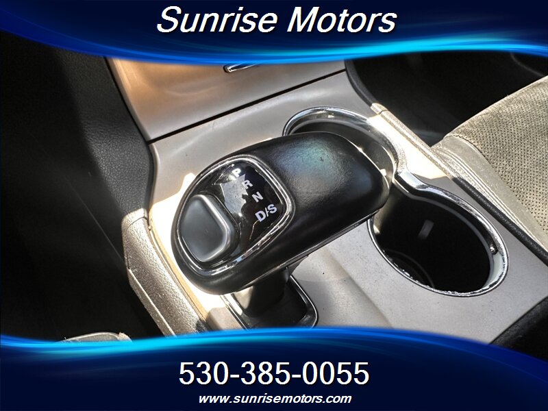 2014 Jeep Grand Cherokee Laredo 4X4 - Photo 14 - Yuba City, CA 95991