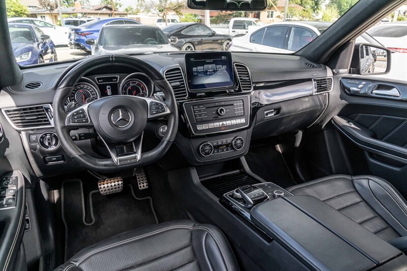 2019 Mercedes Benz GLS AMG 63 photo 2