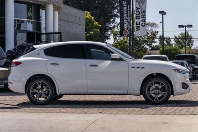 2021 Maserati Levante   - Photo 5 - Garden Grove, CA 92843