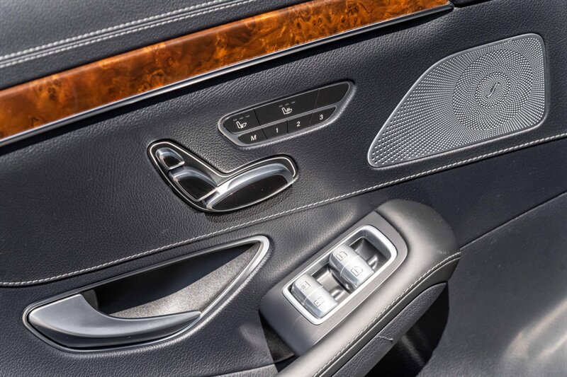 2014 Mercedes Benz S 63 AMG photo 27