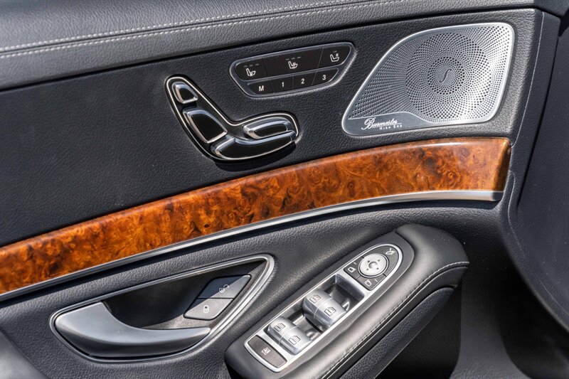 2014 Mercedes Benz S 63 AMG photo 10
