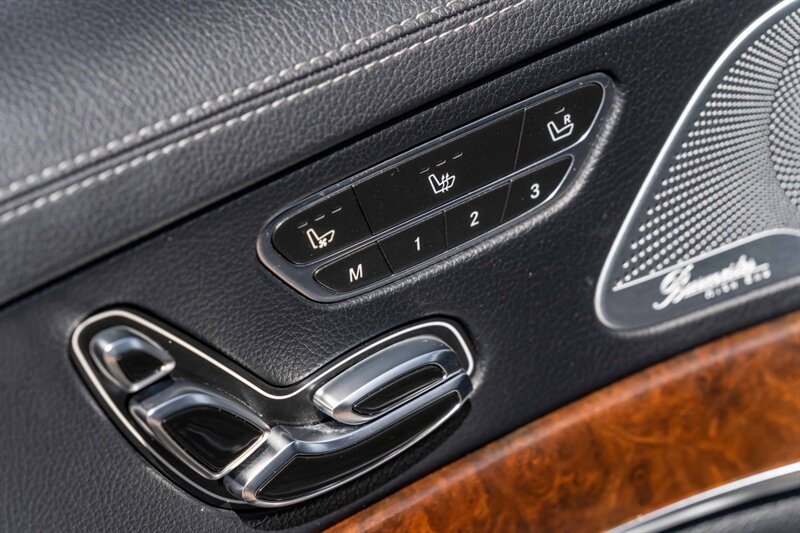 2014 Mercedes Benz S 63 AMG photo 12