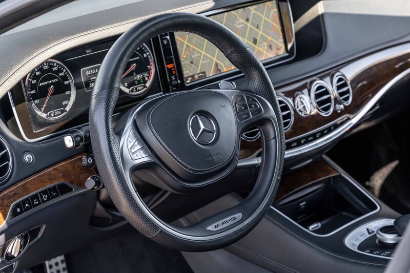 2014 Mercedes Benz S 63 AMG photo 16